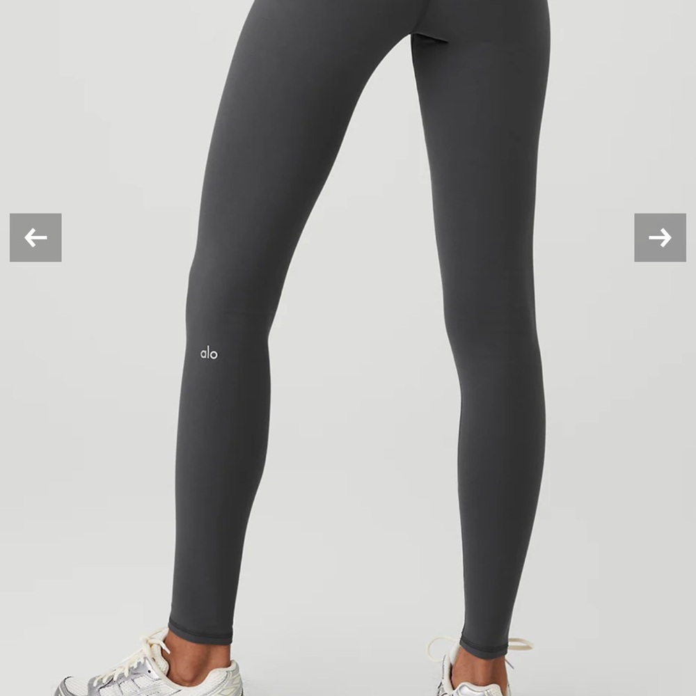 Alo Yoga black air brush leggings